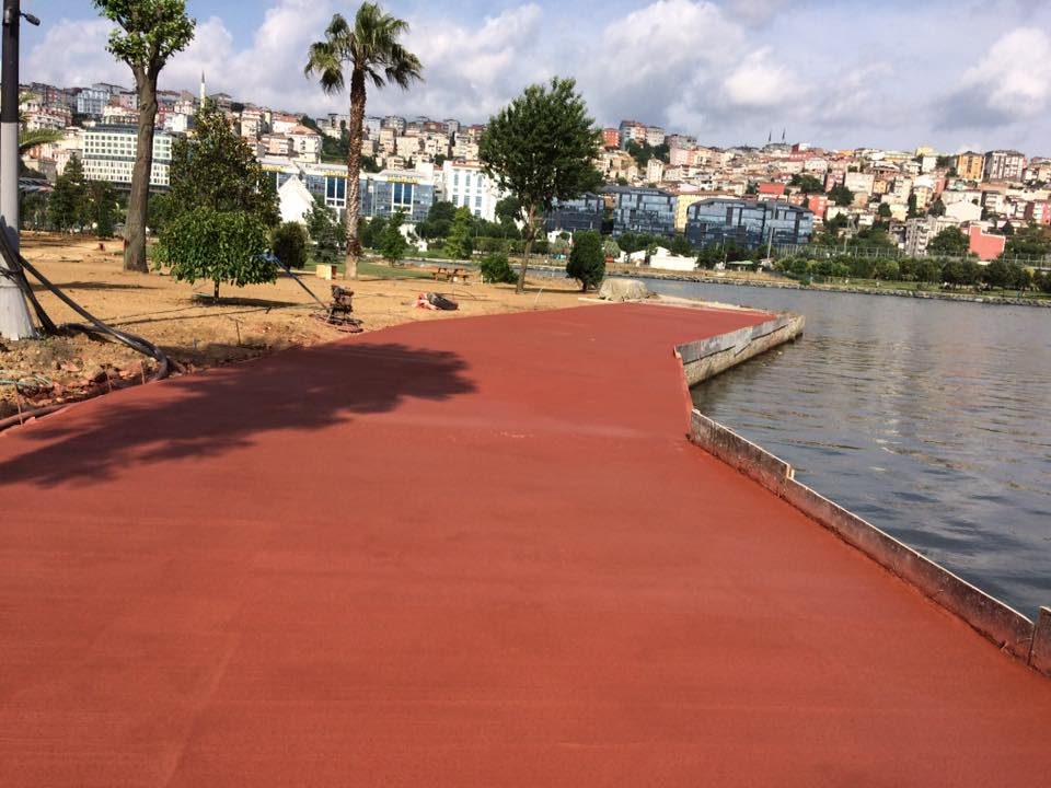 Beton Renklendirme
